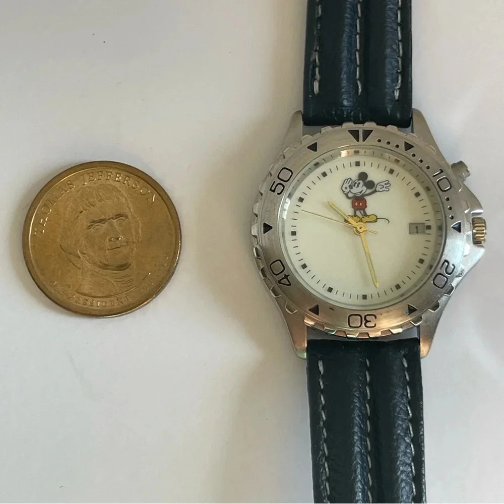 Mickey Mouse Watch With Black Leather Strap . - Picture 12 of 13